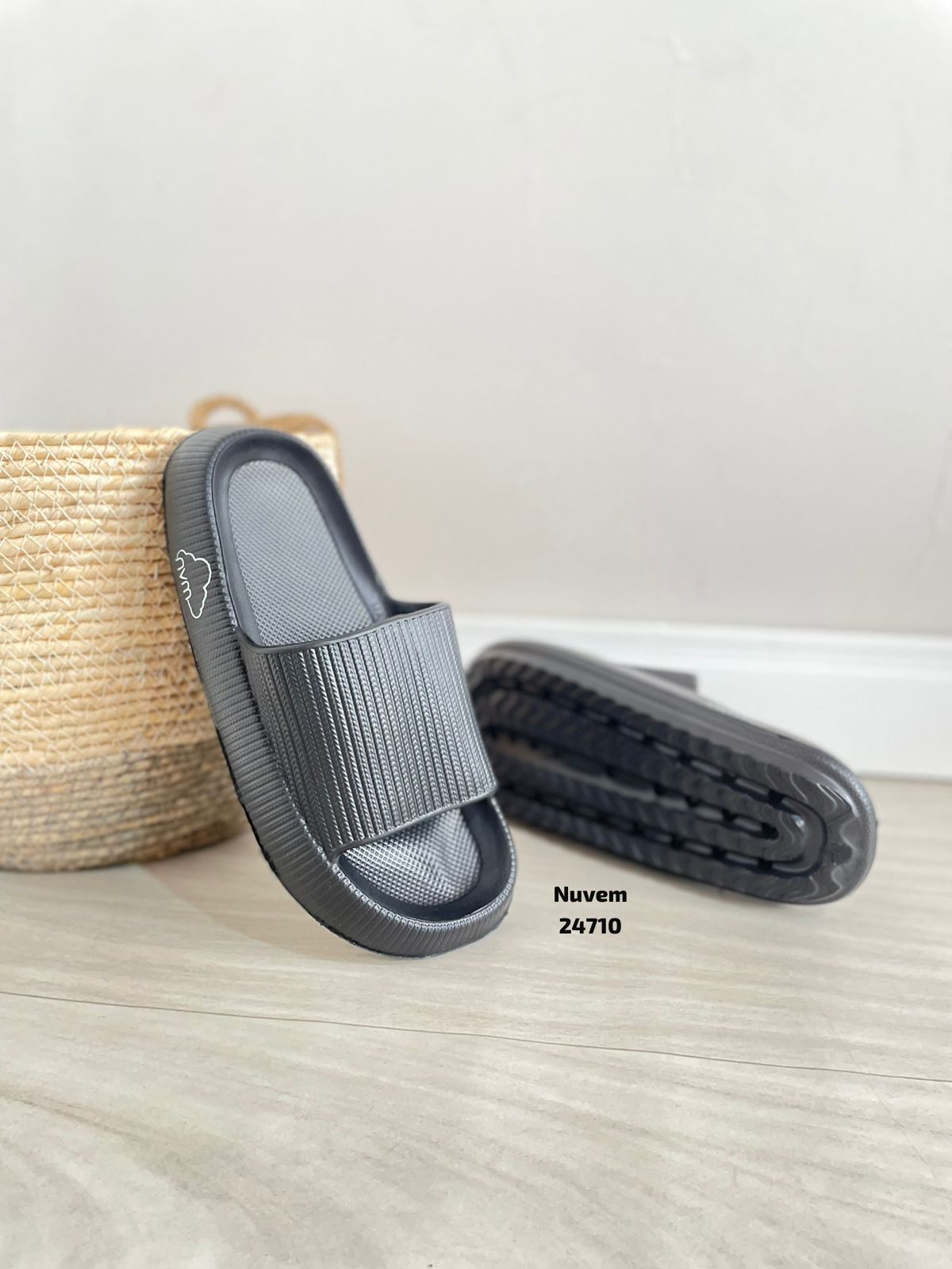 Chinelo Nuvem