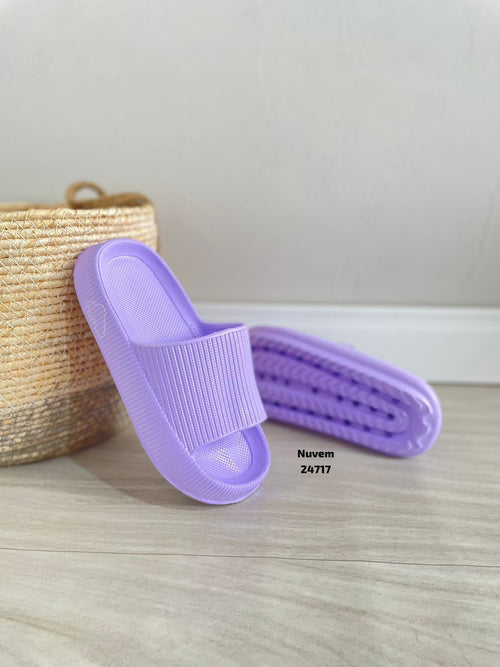 Chinelo Nuvem